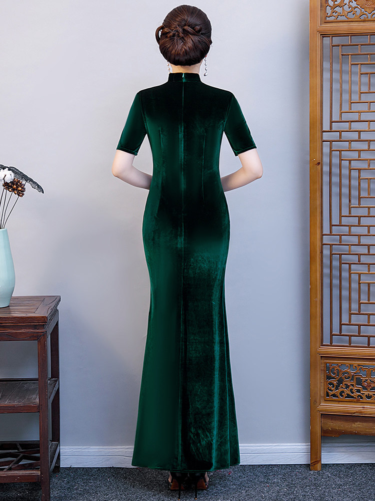 2020新款金丝绒法式旗袍长款连衣裙 紫贝缇旗袍