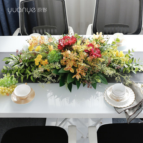 Paige Cooper: Dining Table Flower Design : How To Make A Dining Table