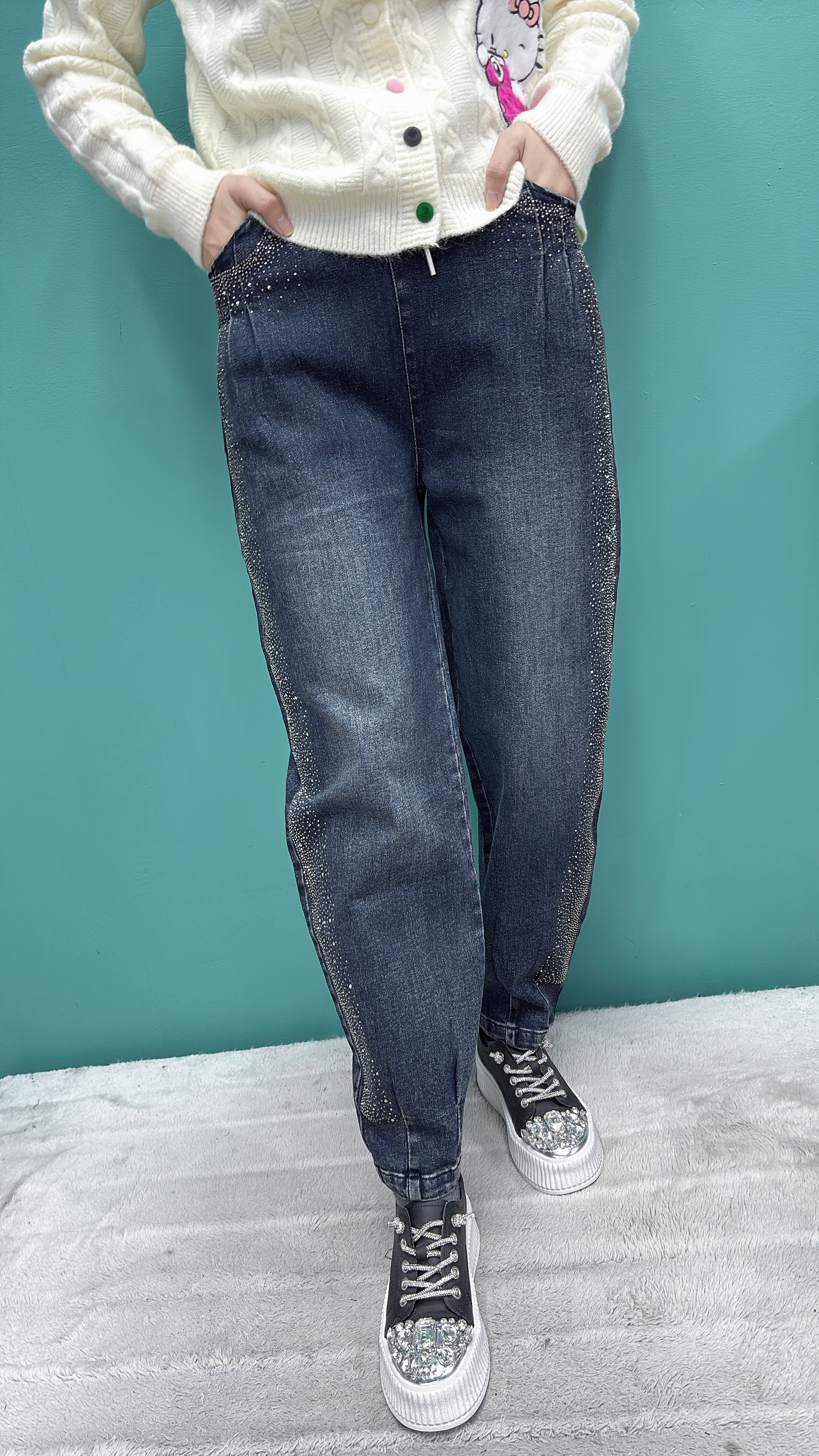 阿静家时尚重工烫钻大码女装加厚牛仔裤满钻胖mm百搭休闲款显瘦女 - 图0