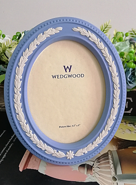 英国WEDGWOOD陶瓷浮雕相框相架