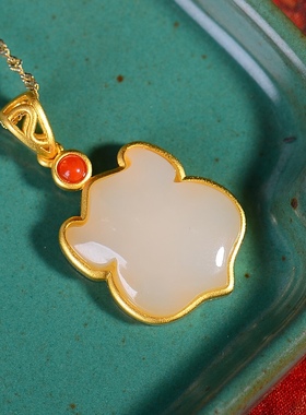 S925银镀18K金镶和田白玉盾牌珐琅宫廷复古吊坠汉服配饰玉坠项链