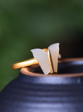 S925银镀18K金镶和田玉白玉蝴蝶女宫廷复古戒指戒圈汉服配饰指环