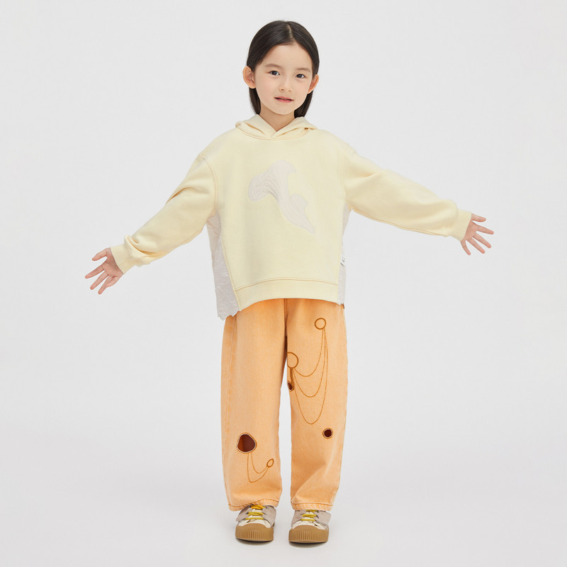 播broadcute童装裤子男童女童2024春新款休闲宽松卡通破洞牛仔裤