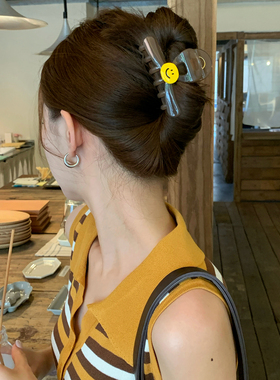 韩系黄色笑脸蝴蝶结抓夹简约百搭发抓后脑勺盘发夹日常通勤鲨鱼夹