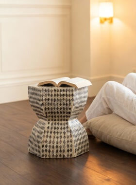 轻奢金色花朵铁艺桌面摆件