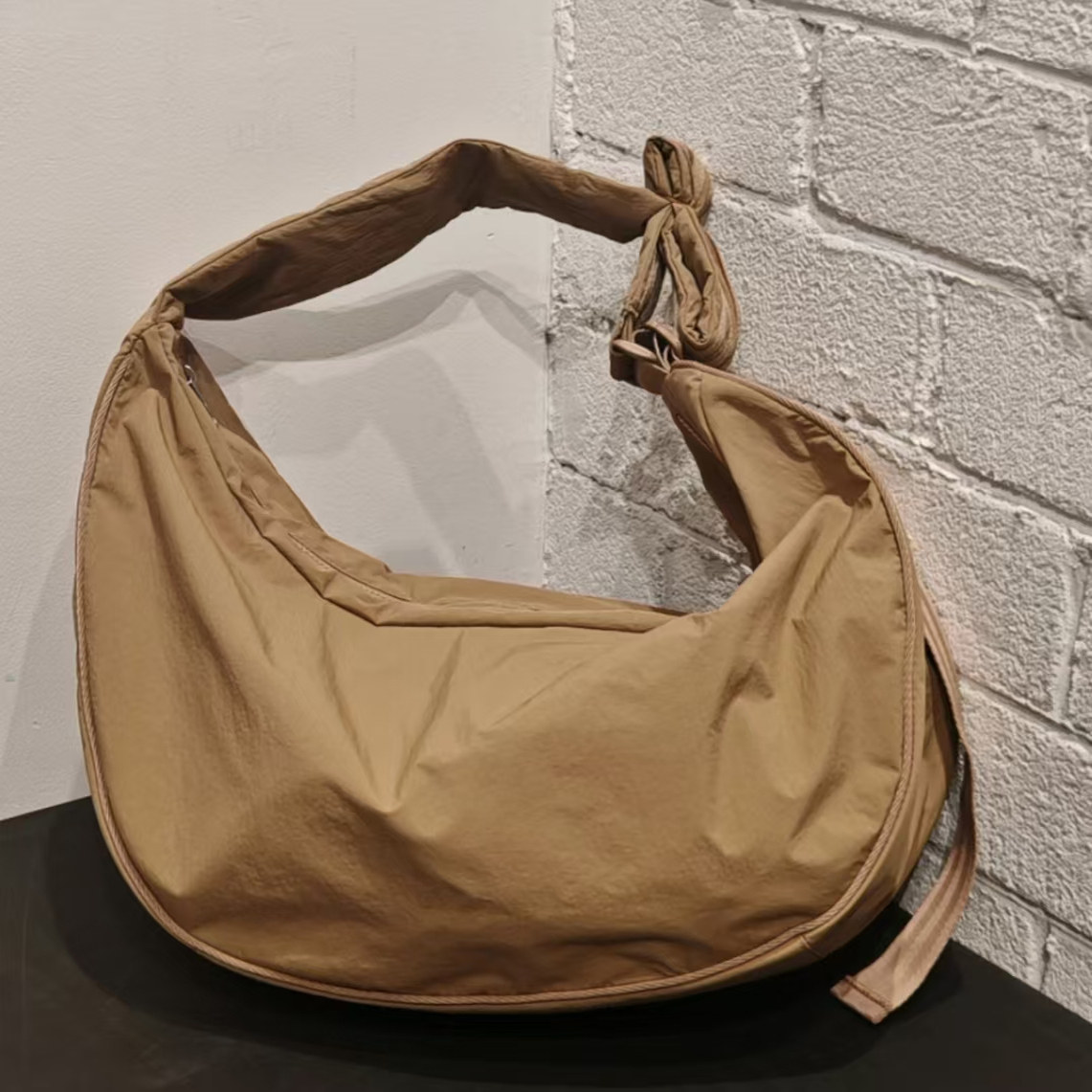Adidas Clover Men's and Women's Shoulder Bags