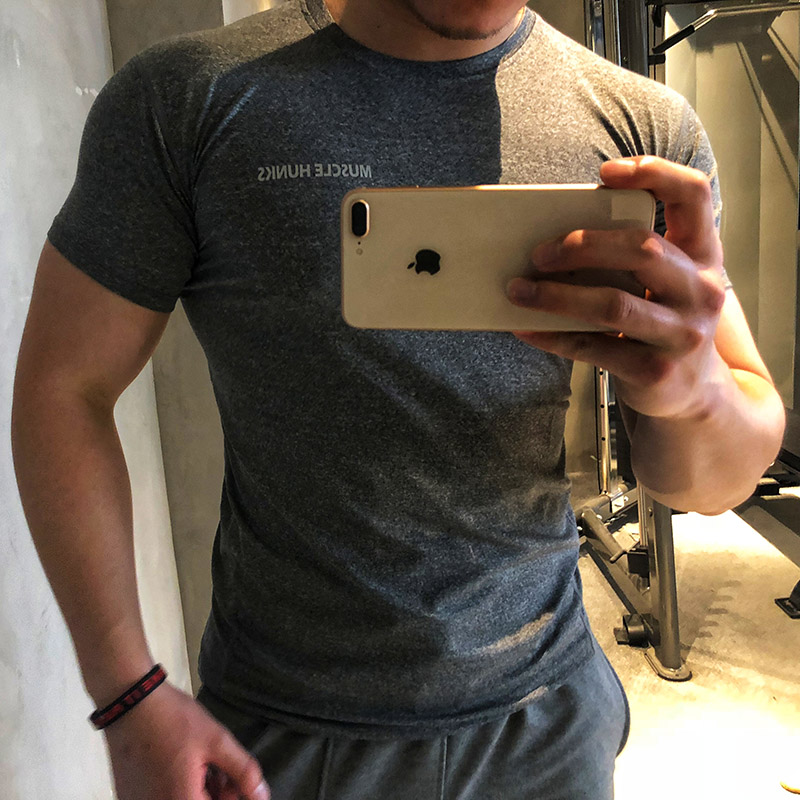 MUSCLE HUNKS男健身T恤速乾透氣圓領灰色打底背心運動緊身衣pro