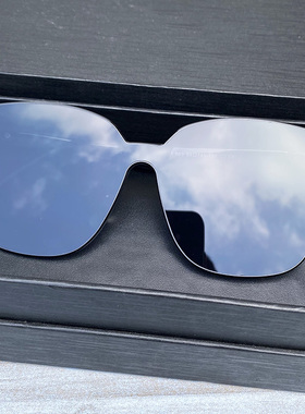 马登平面一体式镜片尼龙偏光镜