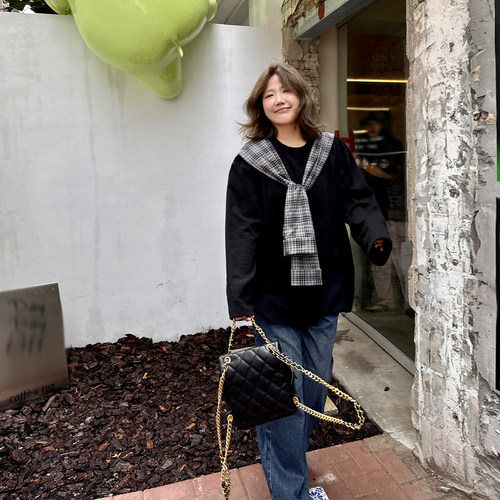 晶咕白标DADATATA 披肩撞色长袖T恤垂坠感宽松牛仔裤套装女 - 图0