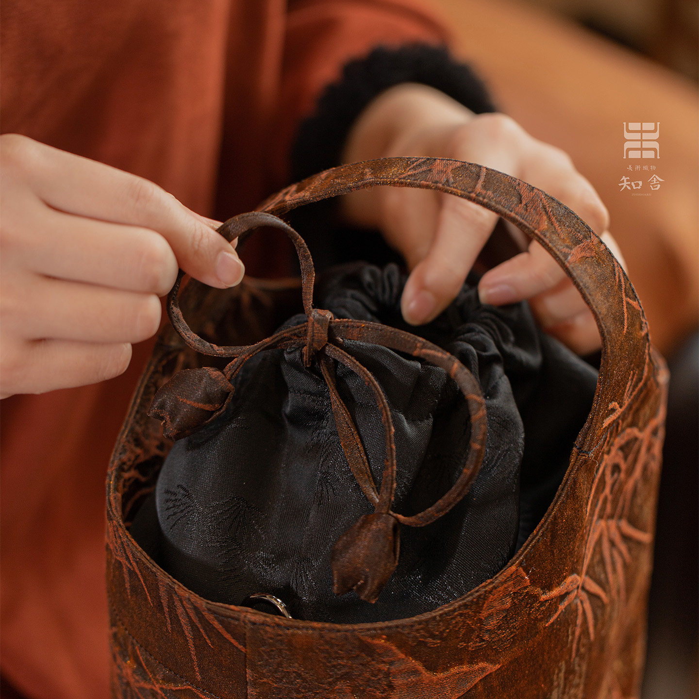 知舍·香云纱平安竹提篮茶事包 茶壶杯具收纳新中式复古布袋,淘宝优惠券,粉丝福利购,淘宝优惠卷