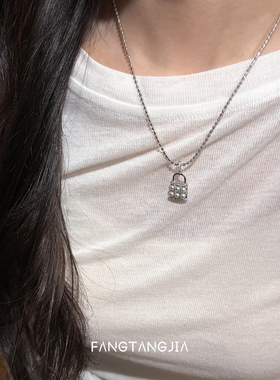 方糖家轻奢满钻银色小锁项链