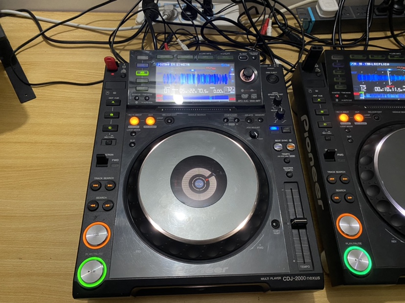 pioneer 先锋CDJ2000nexus打碟机一对 功能正常 保修 - 图1