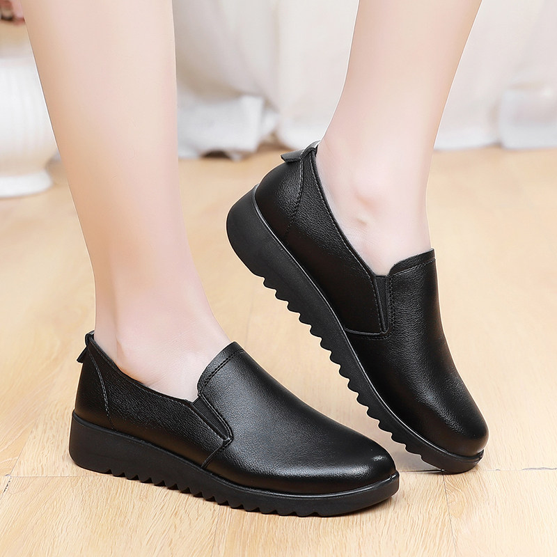 秋冬加绒防水防滑厨房上班鞋黑色工作鞋平底女鞋妈妈鞋中老年皮鞋,淘宝优惠券,粉丝福利购,淘宝优惠卷