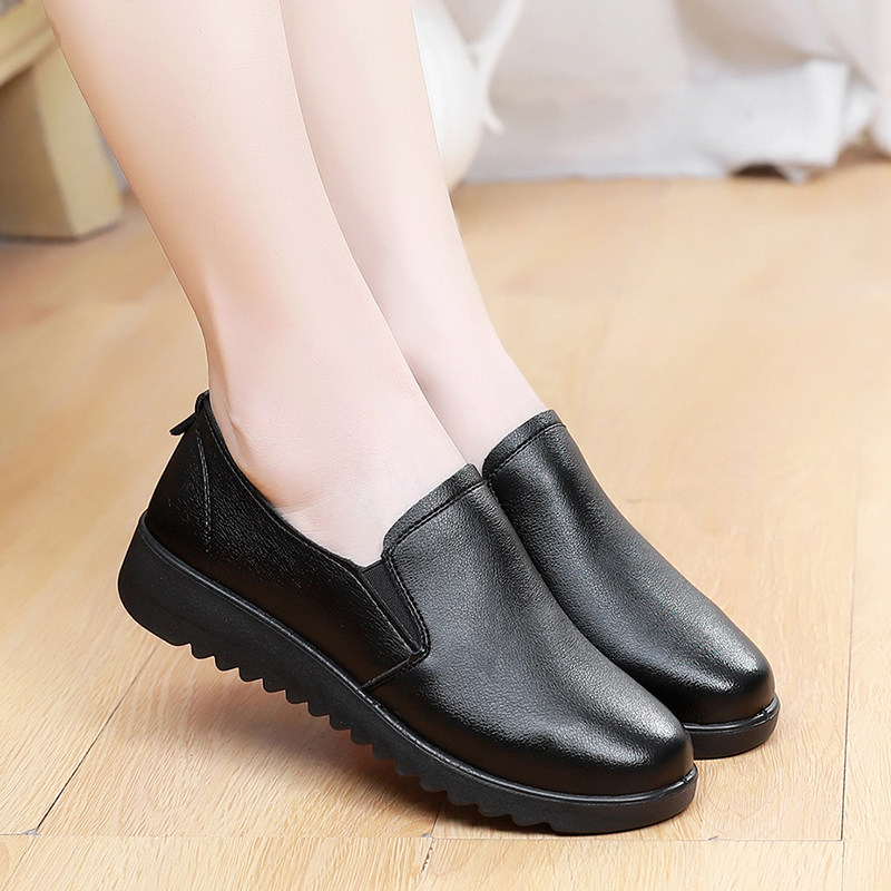 防水防滑厨房上班鞋黑色工作鞋平底女鞋套脚妈妈鞋大码44皮鞋通勤,淘宝优惠券,粉丝福利购,淘宝优惠卷