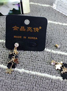 日韩花朵亮片简约百搭耳环