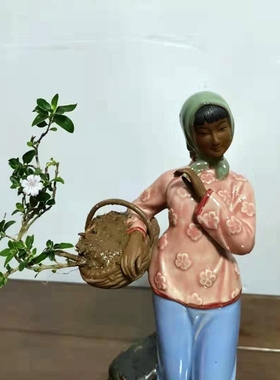 功夫鲁智深李小龙人偶美女摆件