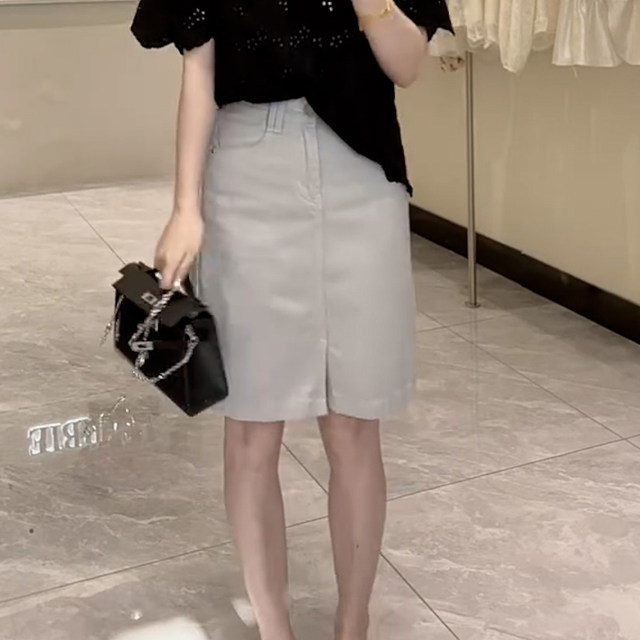 Fashionable and fashionable straight-tube denim slit half-body hip-cover skirt