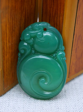 天然玉髓玛瑙福寿如意挂件吊坠