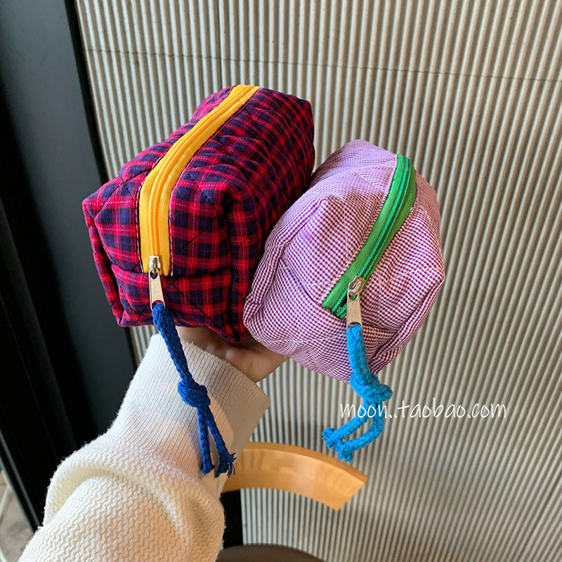 笔袋女生2026新款撞色格子铅笔盒高颜值ins风大容量文具收纳袋,淘宝优惠券,粉丝福利购,淘宝优惠卷