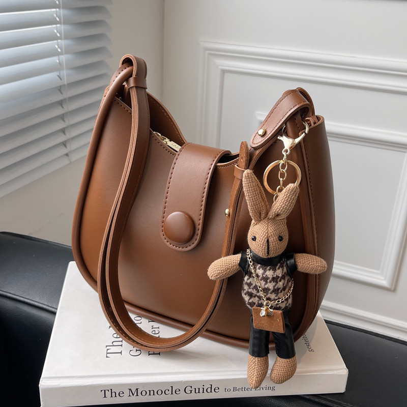 今年流行2023新款潮高级女斜挎包 娜达丽亚箱包女士包袋