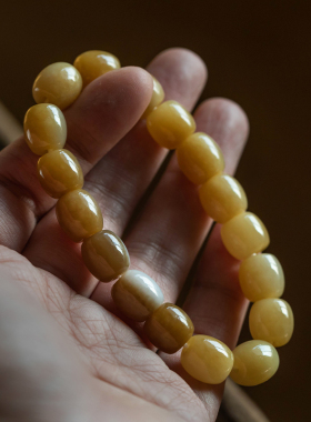 孤品和田玉高档文玩手串大善堂