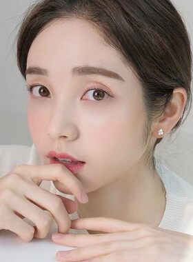 足银999四叶草耳钉女螺丝拧扣养耳洞耳环小众设计高级感百搭耳饰