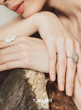 藤蔓环绕开口戒指曼陀罗花白玛瑙