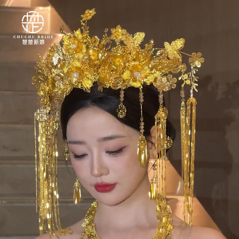 2025新款金色凤冠新娘头饰古装花朵喜字流苏半冠龙凤褂秀禾头饰品 - 图1