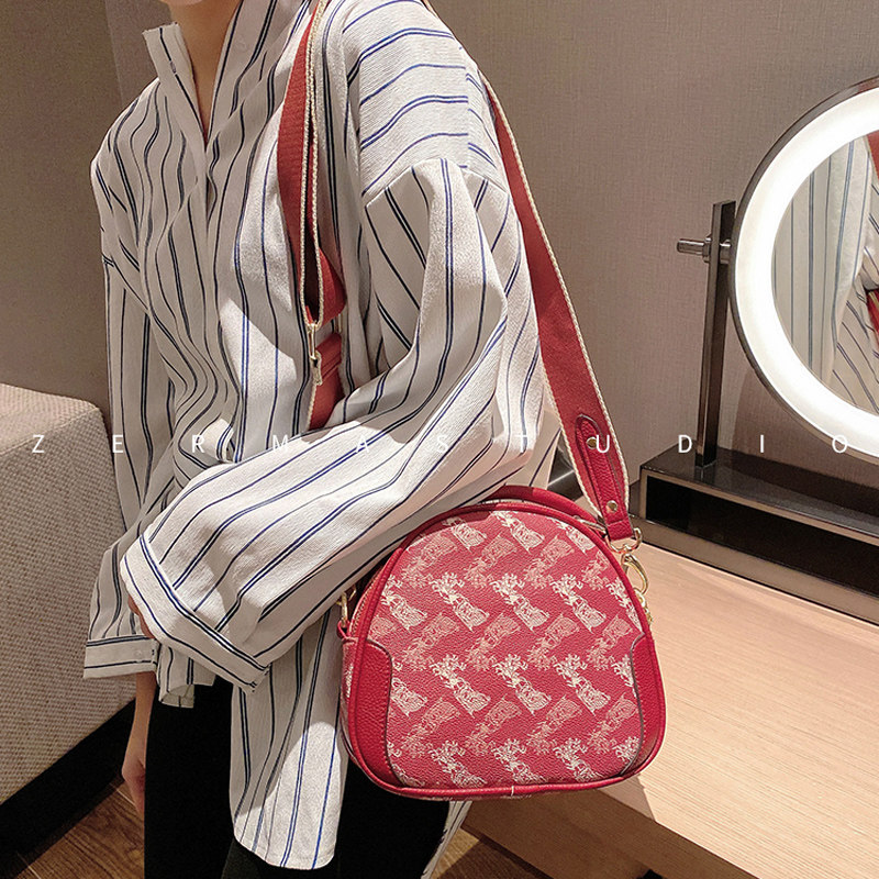 2020秋冬新款百搭格子纹斜挎手提包 法贝莎女士包袋