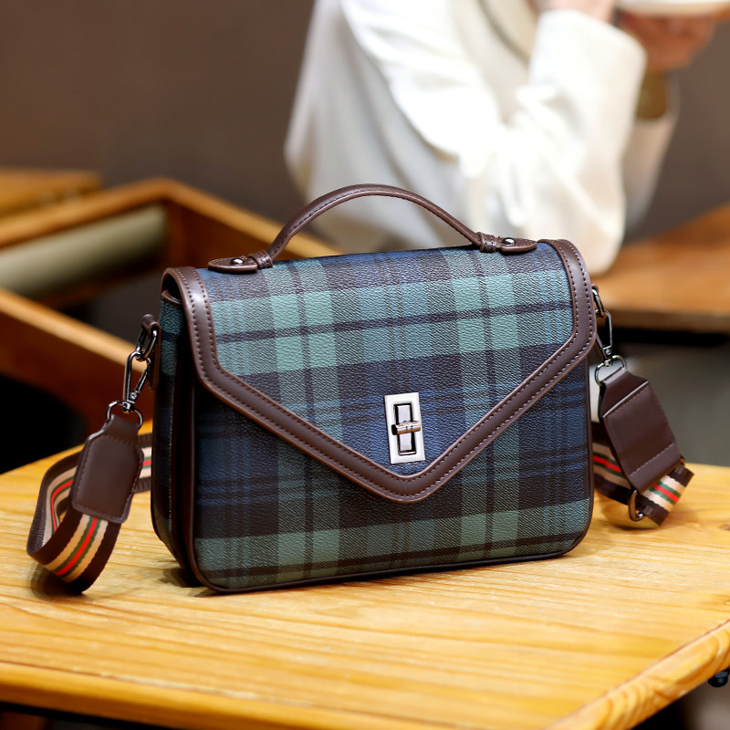 春夏百搭2020新款宽肩带法国单肩包 法贝莎女士包袋