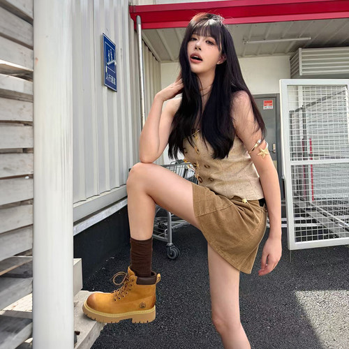 【迪丽热巴同款】骆驼山越马丁靴女户外工装靴厚底大黄靴短靴子女 - 图1