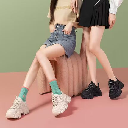 骆驼女鞋2026春季厚底老爹鞋
