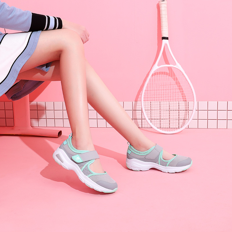 骆驼服饰旗舰店骆驼女鞋春季一字扣柔软搭带休闲鞋熊猫鞋轻质厚底女子运动鞋1