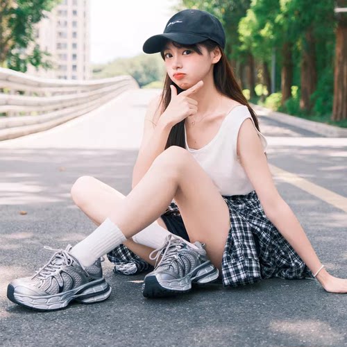 【迪丽热巴同款】骆驼女鞋2026新款厚底老爹鞋女透气户外运动鞋 - 图2