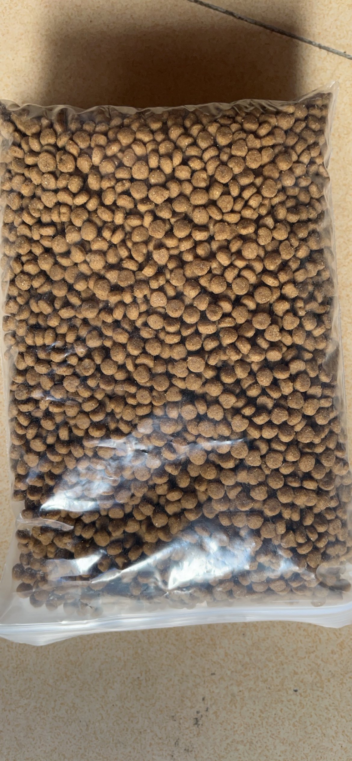 猫粮散装5斤3斤鱼味牛肉味增肥发腮去毛球流浪猫妙琦宠物_虎窝淘