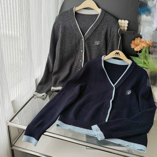 miu系学院 撞色刺绣针织开衫女秋韩系减龄设计感假两件上衣 - 图2