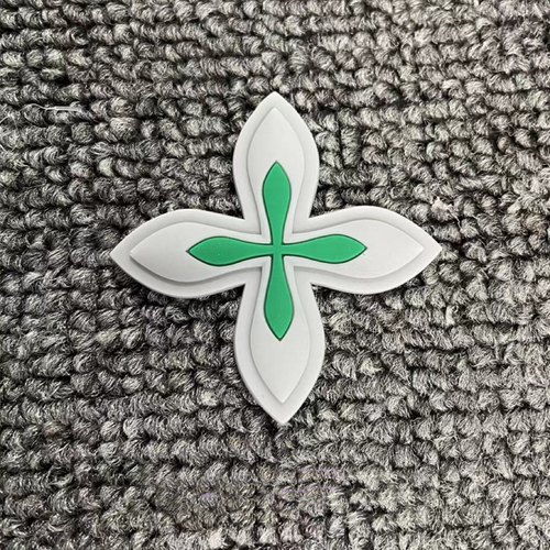 定制PVC软胶标牌橡胶服装衣服滴塑滴胶商标胶章铭牌LOGO踩标通用 - 图3