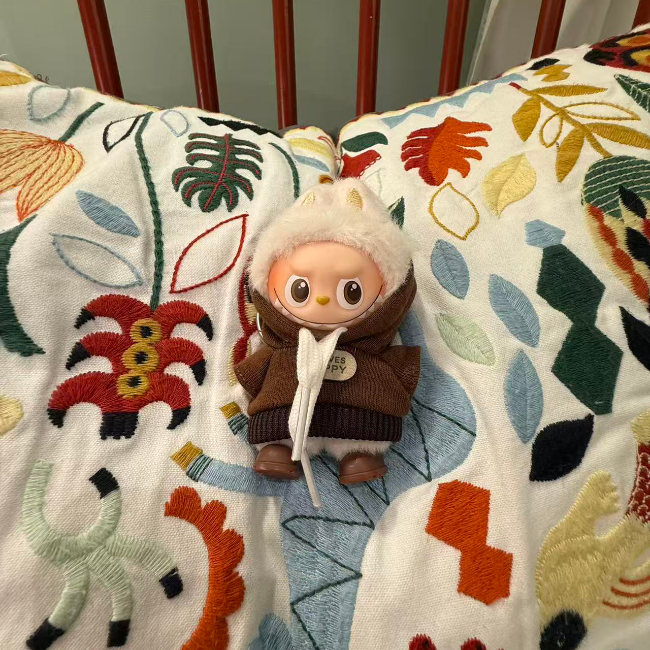 拉布布公仔mini连帽卫衣labubu四代迷你10cm心底密码4.0娃衣套装 - 图2