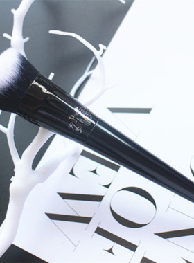KAT VON D KVD化妆刷 40遮瑕刷 10粉底刷 4高光刷 散粉腮红眼影刷