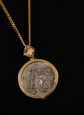 已出欣赏超级精美帕提亚小国王吊坠18k厚金钻石设计日常搭配绝美