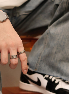 洋气潮流图腾金纹男女钛钢戒指