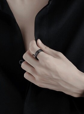 男士钛钢磨砂不掉色戒指