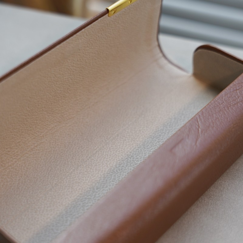 便携式皮质装饰眼镜盒抗压耐摔色泽亮丽眼镜收纳盒适合大部分眼镜,淘宝优惠券,粉丝福利购,淘宝优惠卷