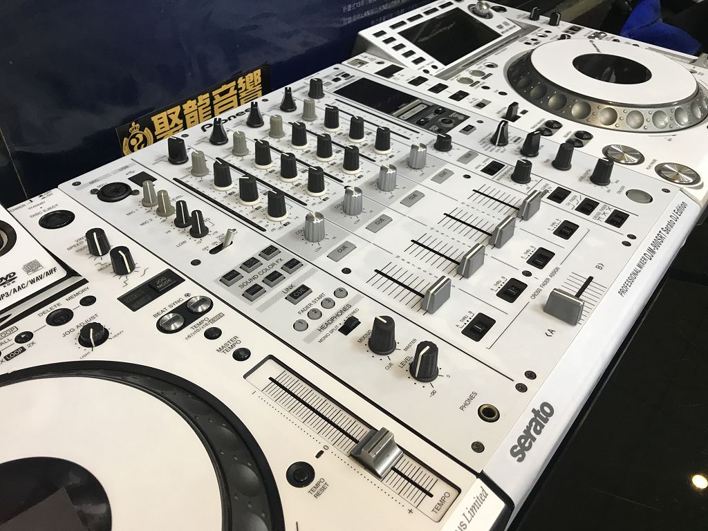 先锋djm900nexus混音台 打碟机 djm900srt面板面板贴膜保护膜贴纸 - 图3