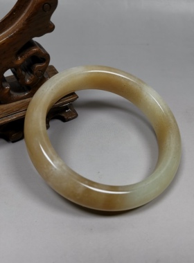 21年老店天然和田玉糖白玉58圈口手镯有证书编号5830