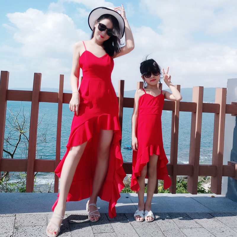 亲子装春款早春新品母女装洋气连衣裙海边度假前短后长显瘦沙滩裙 亲子装春款早春新品母女装洋气连衣裙海边度假前短后长显瘦沙滩裙