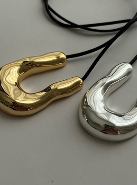 U形轻奢马蹄项链马总同款金属