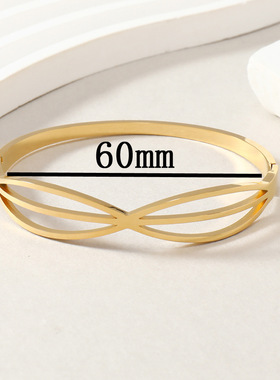 时尚钛钢镂空8字手镯3