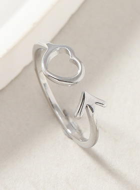 欧美小众钛钢镂空爱心箭头戒指