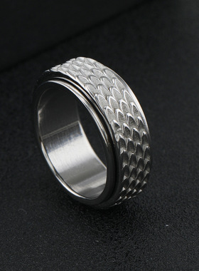 欧美钛钢五角星旋转解压戒指